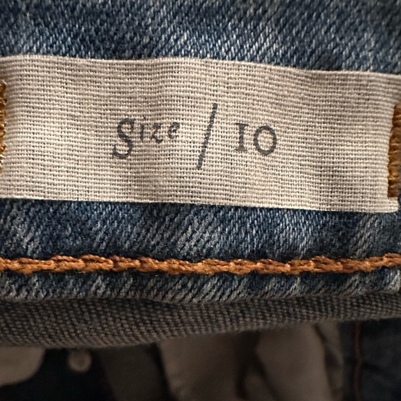 Pilcro Slim Denim Skirt Size 10 - Picture 5 of 8